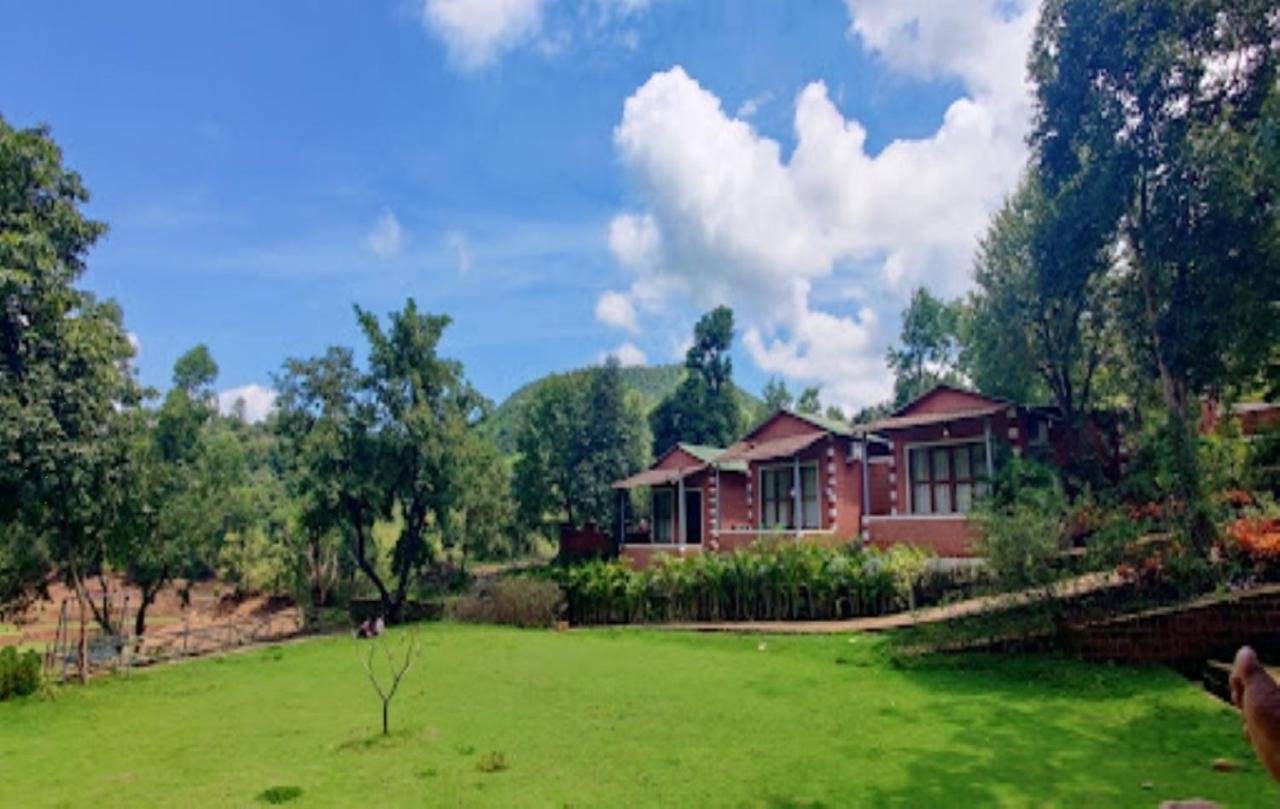 Hotel River Orchid Resort Сатара Екстер'єр фото